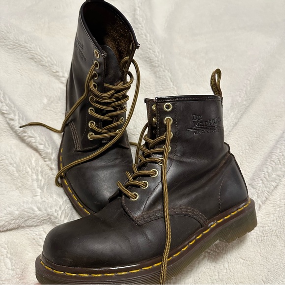 DR MARTEN 1460 CRAZY HORSE LEATHER LACE UP BOOTS - Picture 4 of 10